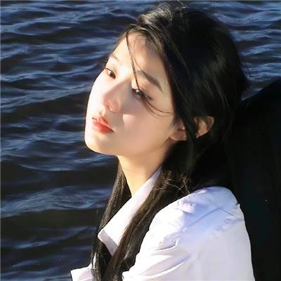 百合绽放